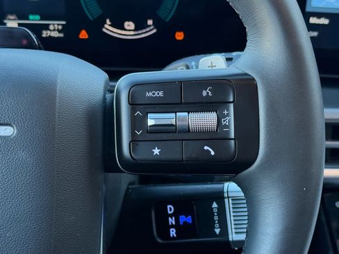 Used 2025 Hyundai Santa Fe SEL image 16