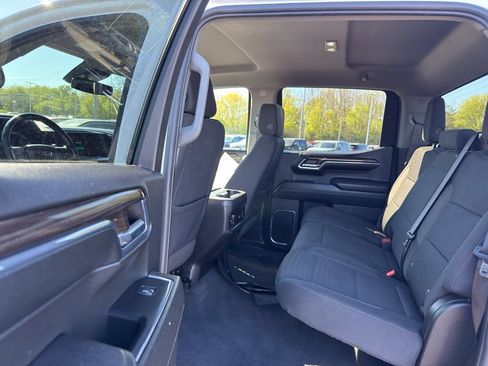 Used 2024 Chevrolet Silverado 1500 RST AWD/4WD image 29