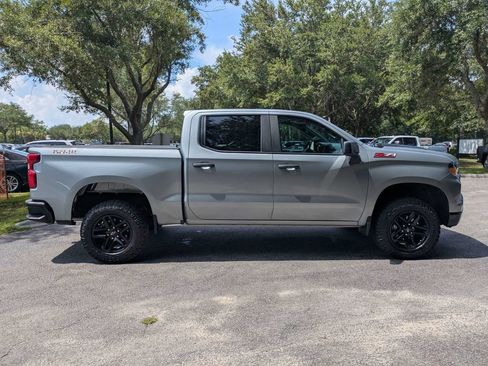 Used 2023 Chevrolet Silverado 1500 Custom Trail Boss AWD/4WD image 3