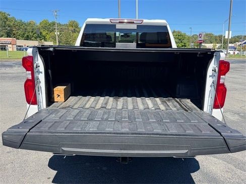 Used 2022 Chevrolet Silverado 1500 LT Trail Boss w/ LT Trail Boss Premium Package image 14