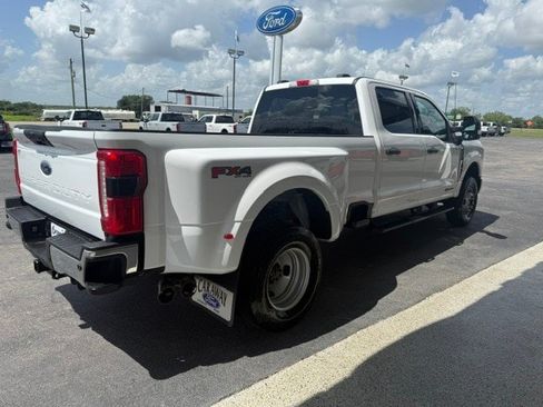 Used 2024 Ford F350 XLT w/ 360-Degree Camera Package AWD/4WD image 5