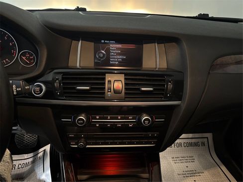 Used 2017 BMW X3 sDrive28i image 16