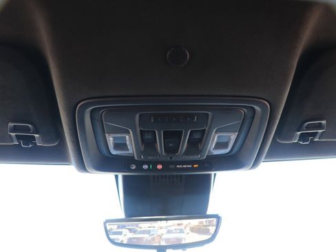 Used 2024 GMC Sierra 1500 AT4X image 27