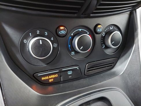 Used 2016 Ford Escape SE image 24