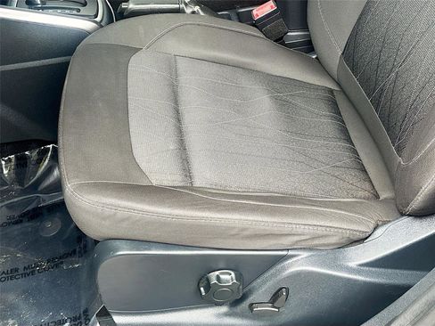 Used 2020 Ford EcoSport SE w/ SE Convenience Package image 20