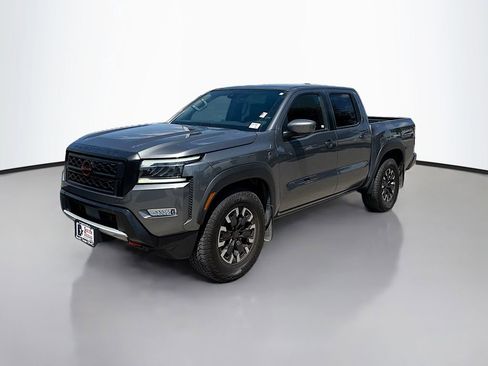 Used 2024 Nissan Frontier Pro-X w/ Technology Package image 3