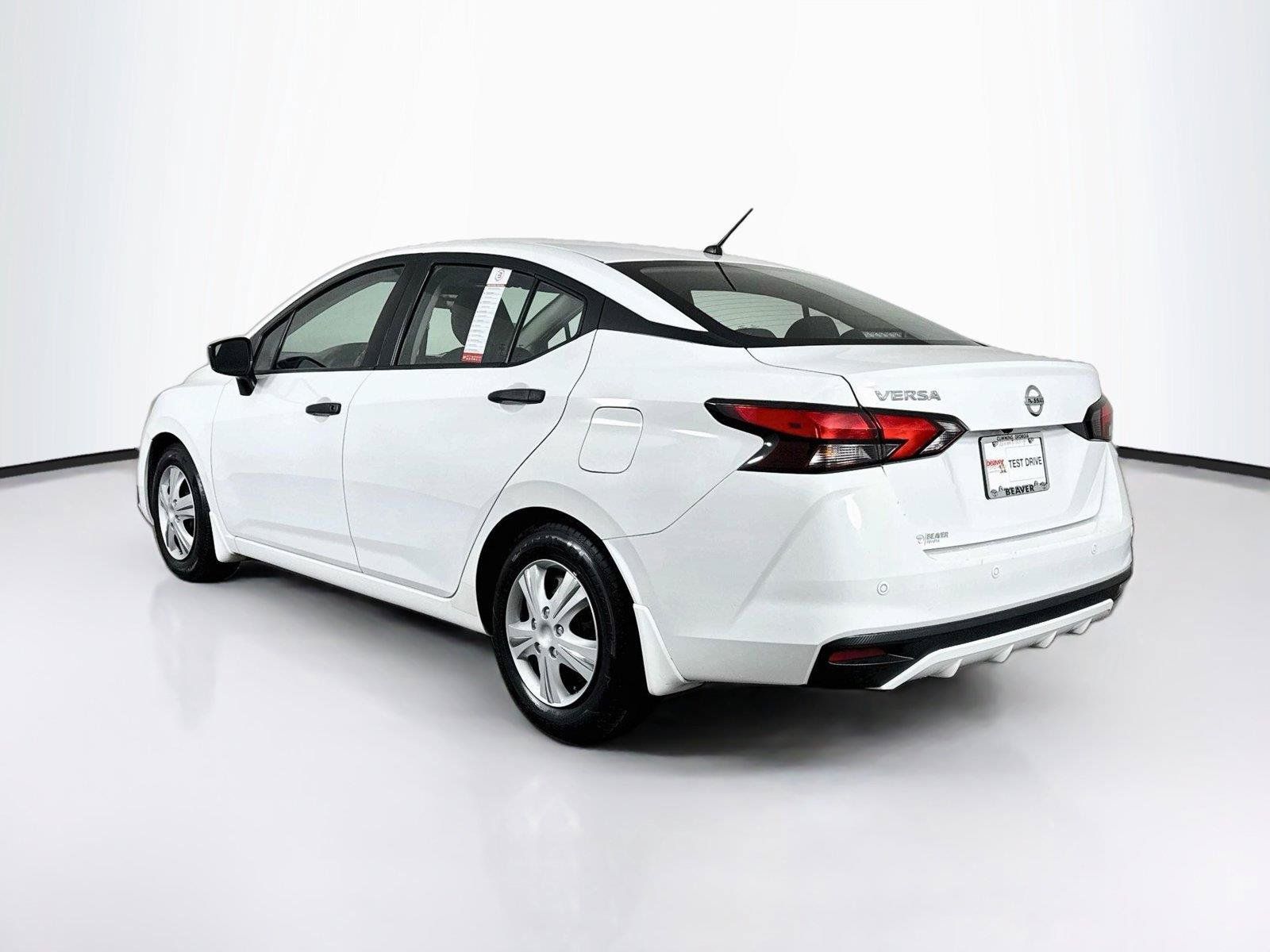 Used 2020 Nissan Versa S FWD image 11