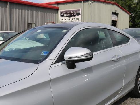 Used 2017 Mercedes-Benz C 300 4MATIC Coupe image 4