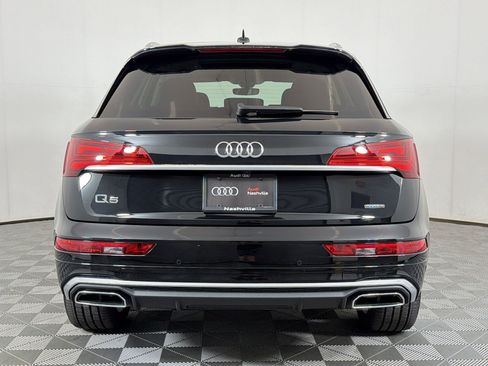 Used 2023 Audi Q5 2.0T Prestige w/ Prestige Package image 10