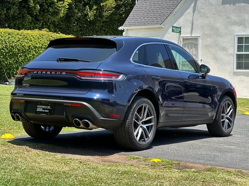 Certified 2023 Porsche Macan S AWD/4WD image 8