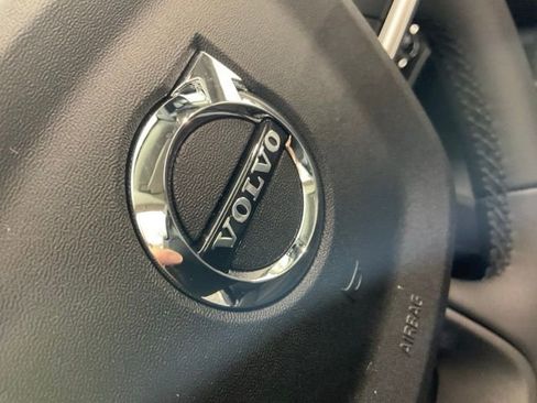 New 2026 Volvo XC40 B5 Plus w/ Protection Package Premier image 49