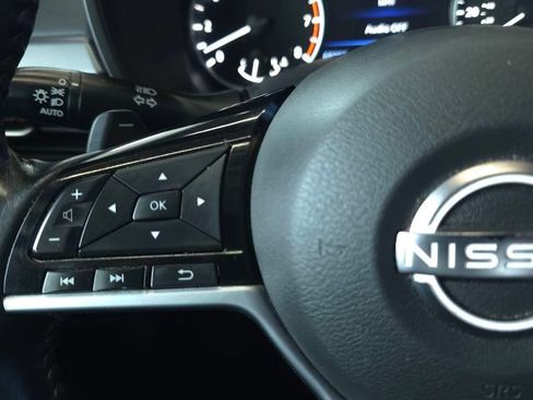 Used 2023 Nissan Altima 2.5 SR image 29