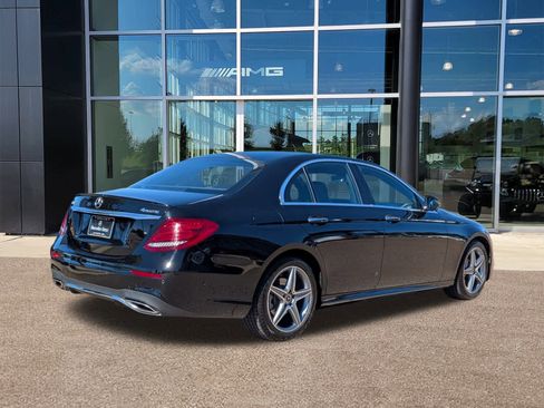 Certified 2019 Mercedes-Benz E 300 4MATIC image 5
