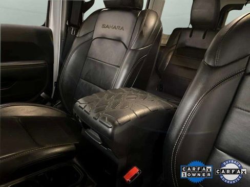 Used 2023 Jeep Wrangler Unlimited Sahara w/ Cold Weather Group image 59