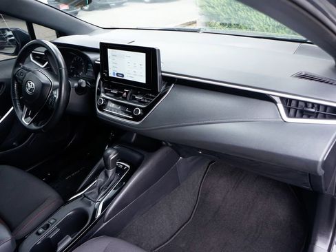 Used 2025 Toyota Corolla SE FWD image 32