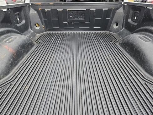 Used 2021 Ford F250 XLT w/ FX4 Off-Road Package image 20