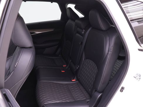 Used 2022 INFINITI QX50 Autograph image 17