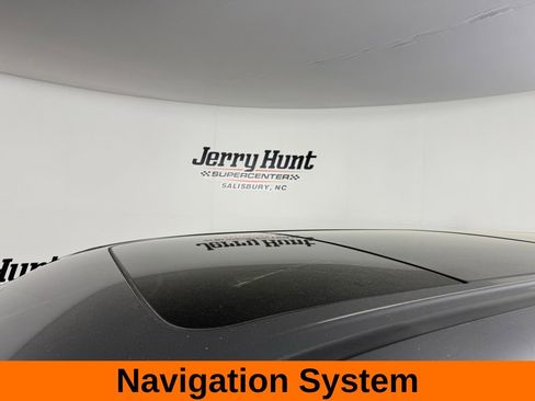 Used 2024 Mitsubishi Outlander SE image 13