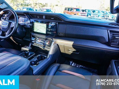 Used 2025 GMC Sierra 1500 AT4 w/ AT4 Preferred Package image 23