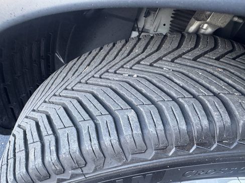 Used 2018 Land Rover Discovery HSE image 33