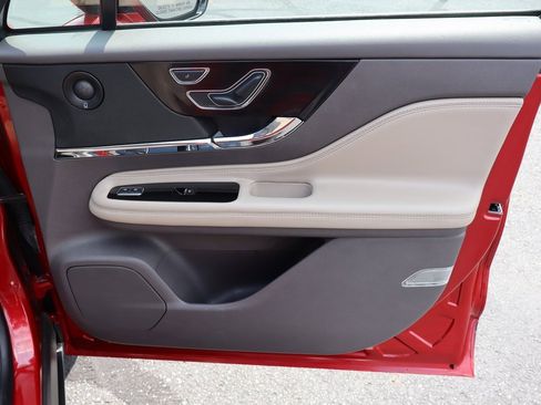 Used 2022 Lincoln Corsair Reserve w/ Equipment Group 201A image 28