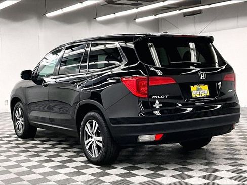 Used 2017 Honda Pilot EX-L image 2