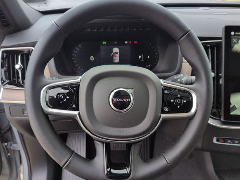 New 2026 Volvo XC90 B6 Ultra image 16