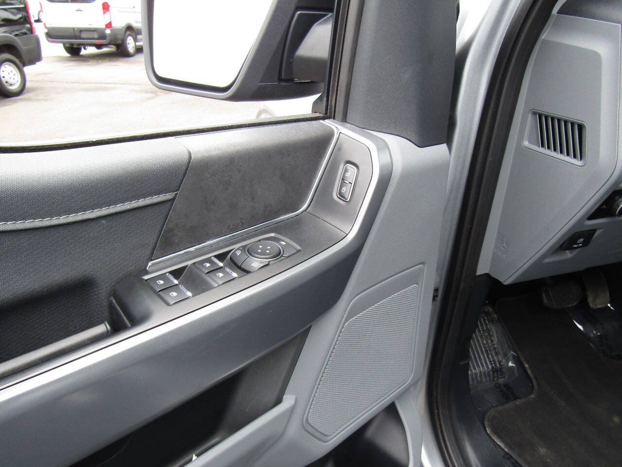 Used 2025 Ford F150 XLT w/ Equipment Group 301A Standard AWD/4WD image 22