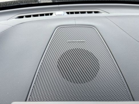 New 2026 Volvo XC60 B5 Ultra w/ Protection Package Premier image 8