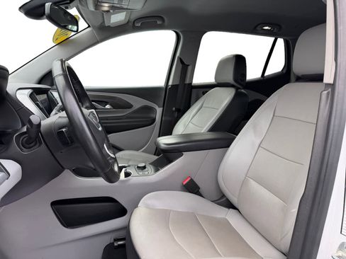 Used 2023 GMC Terrain SLT image 10