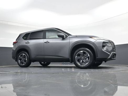 Certified 2026 Nissan Rogue SV w/ Cold Weather Package FWD image 38