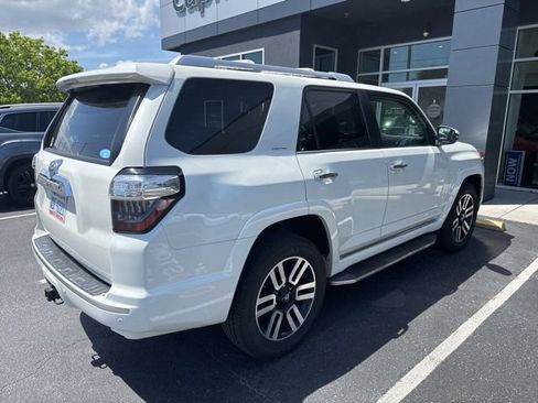 Used 2020 Toyota 4Runner Limited image 11