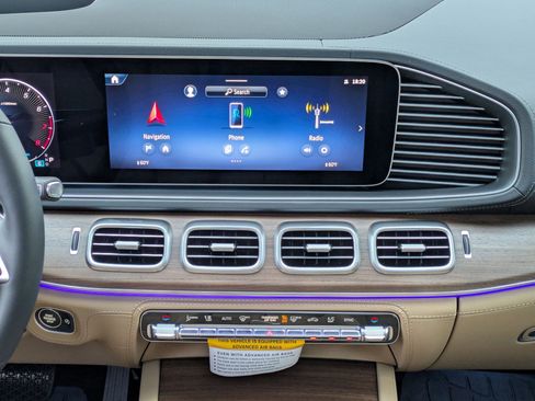 New 2026 Mercedes-Benz GLE 580 580 image 31