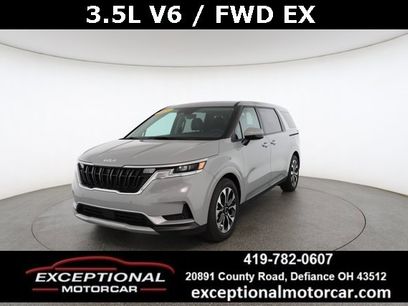 Used 2024 Kia Carnival EX