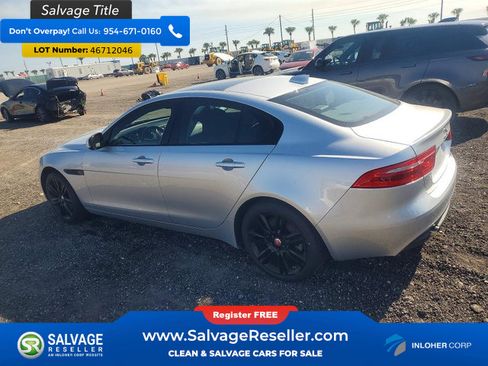 Used 2019 Jaguar XE Prestige image 3