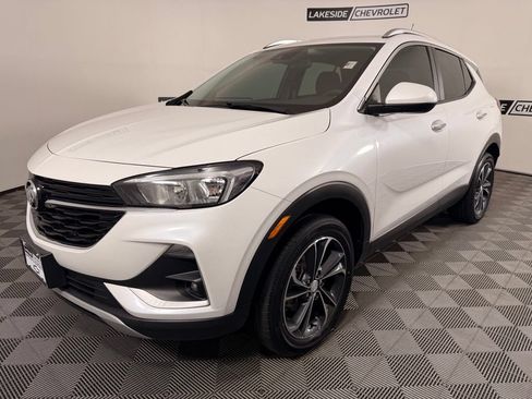 Used 2022 Buick Encore GX Select AWD/4WD image 2
