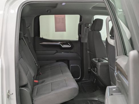 Used 2023 Chevrolet Silverado 1500 LT w/ Z71 Off-Road Package image 20