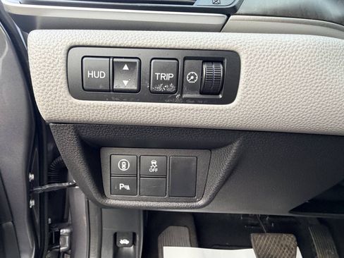 Used 2018 Honda Accord Touring image 23