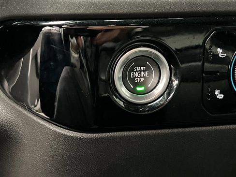 Used 2024 Chevrolet Silverado 1500 RST w/ Z71 Off-Road Package image 22