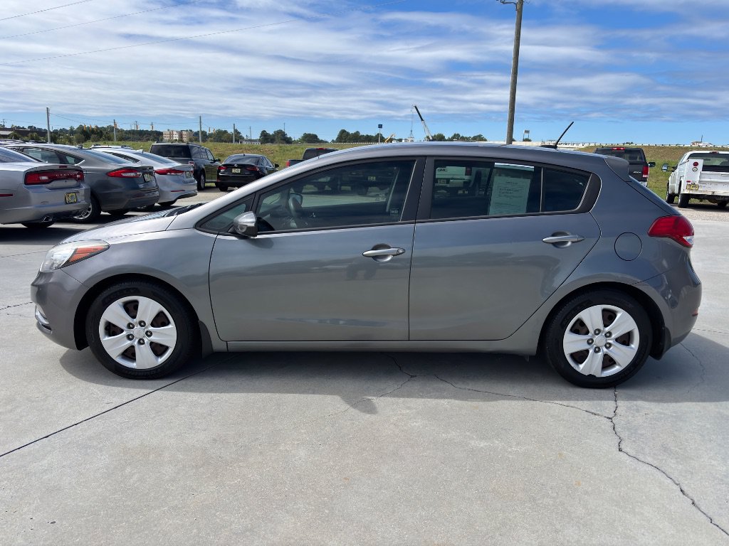 Used 2016 Kia Forte LX FWD image 7
