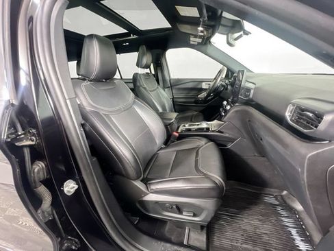 Used 2022 Ford Explorer ST w/ ST Street Pack AWD/4WD image 33
