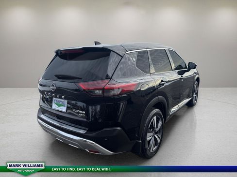 Used 2022 Nissan Rogue Platinum w/ Head-Up Display Package image 4