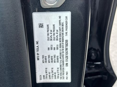 Used 2024 Tesla Model 3 Standard Range image 30