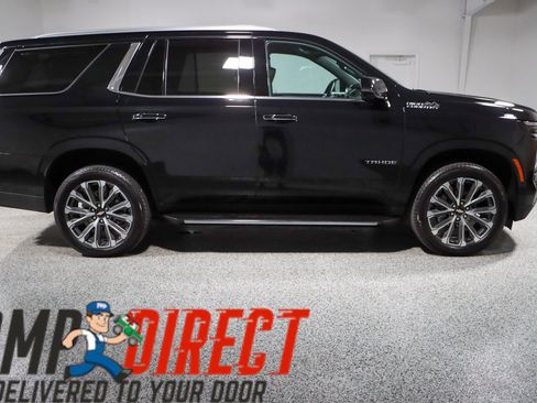 Used 2025 Chevrolet Tahoe High Country w/ Sun And Tow Package AWD/4WD image 6