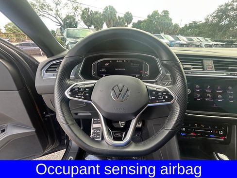 Used 2023 Volkswagen Tiguan SEL R-Line image 16