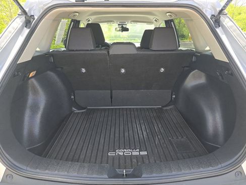 Used 2022 Toyota Corolla Cross LE FWD image 15