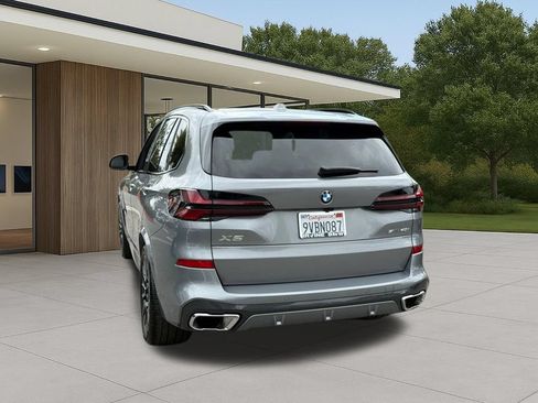 Used 2026 BMW X5 sDrive40i w/ M Sport Package RWD image 11