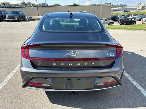 Used 2022 Hyundai Sonata Blue FWD image 4