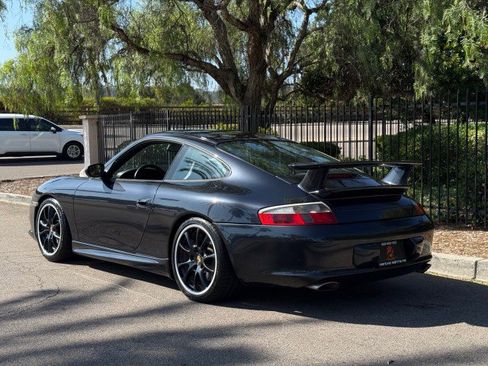 Used 2004 Porsche 911 GT3 image 3
