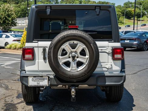 Used 2021 Jeep Wrangler Unlimited Sport AWD/4WD image 6